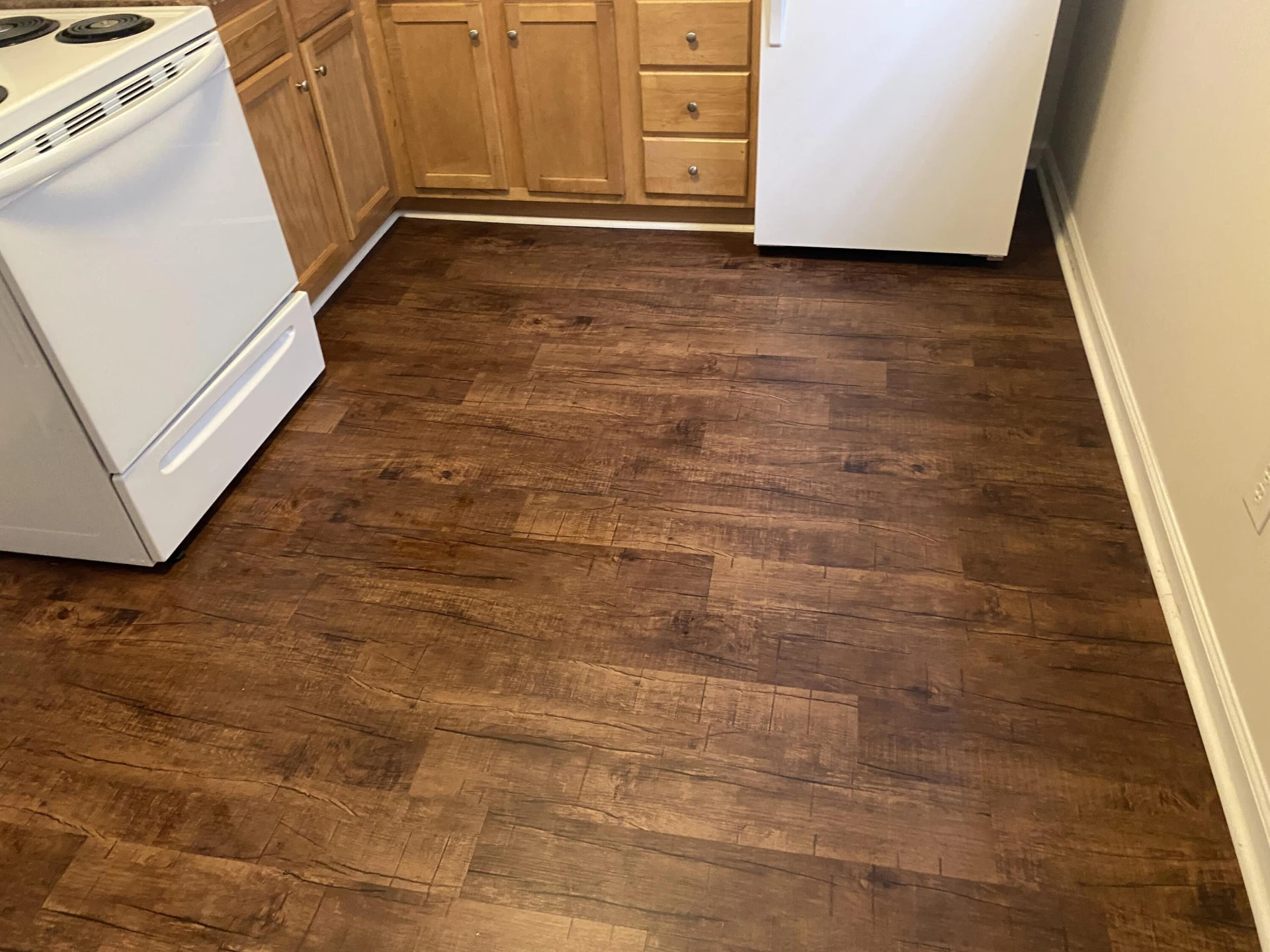 330 Maddock AVE NE - Photo 24