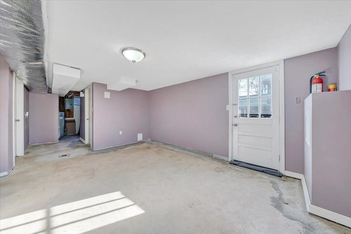 2346 Berkley AVE SW - Photo 23