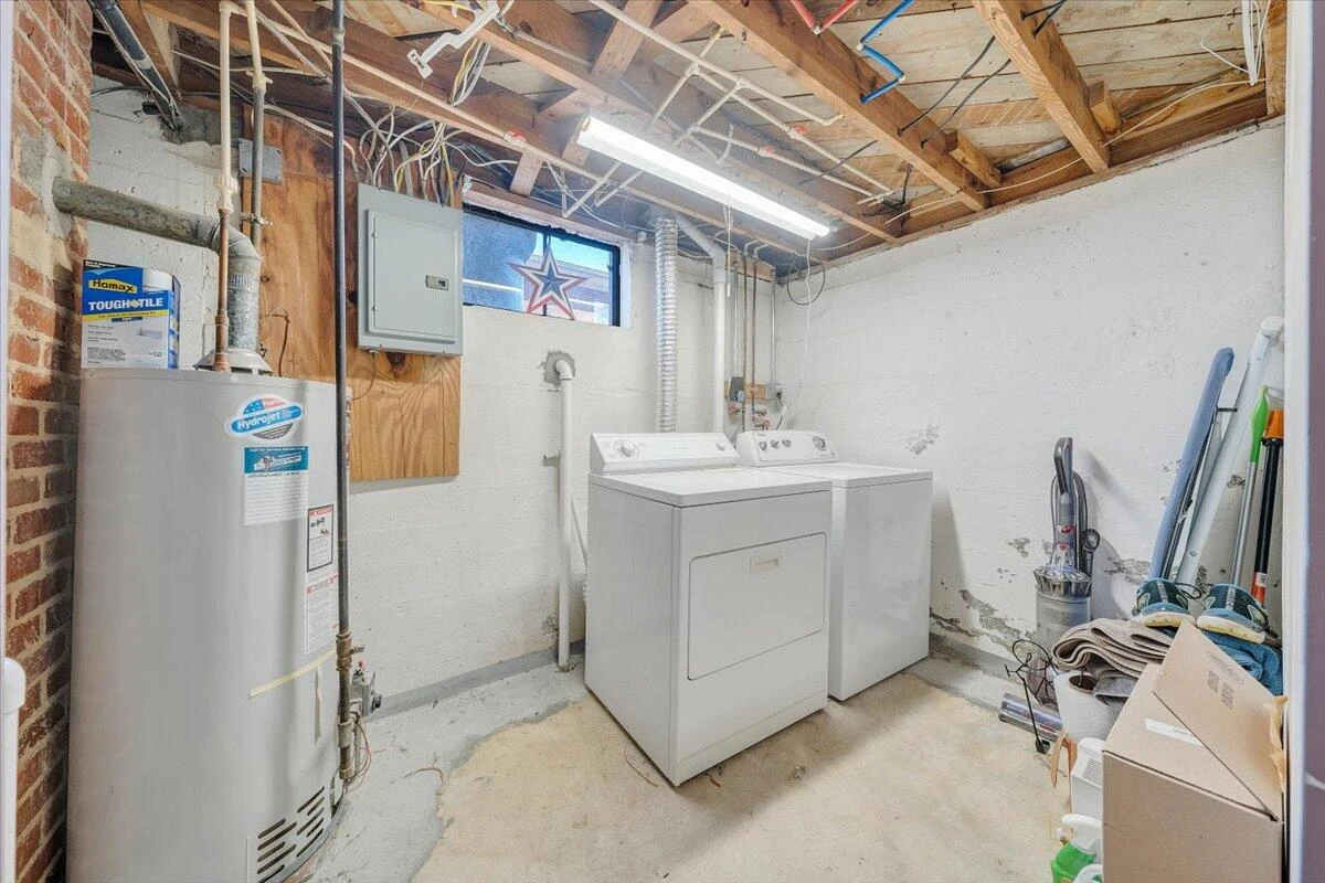 2346 Berkley AVE SW - Photo 31