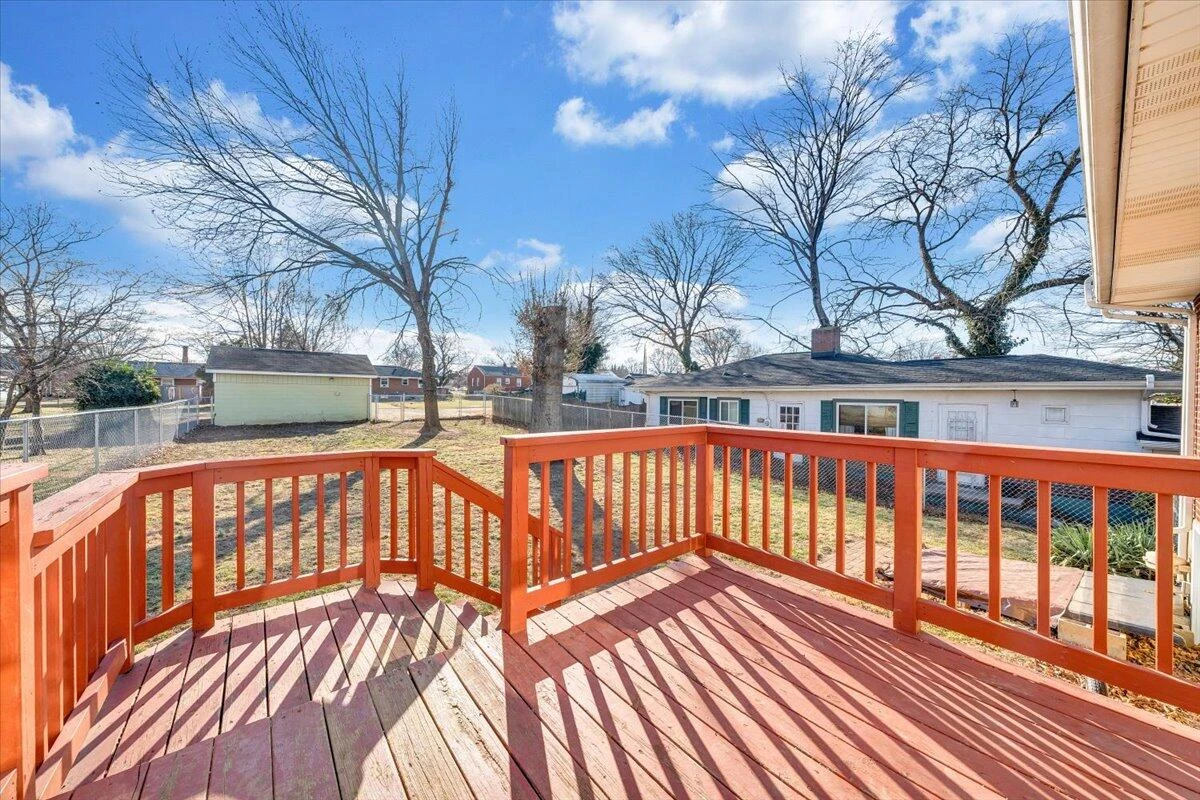 2346 Berkley AVE SW - Photo 33