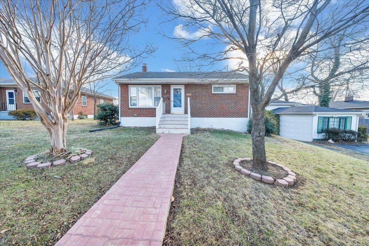 2346 Berkley AVE SW - Photo 43
