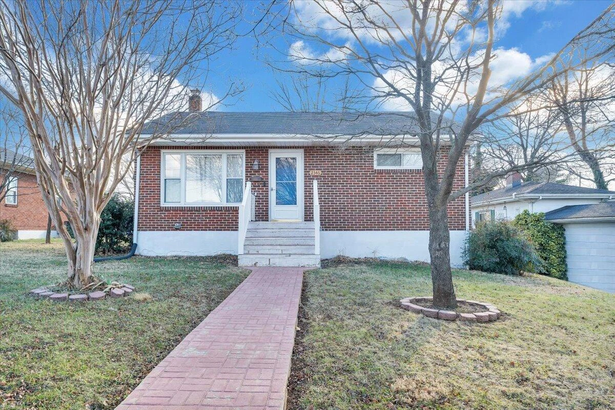 2346 Berkley AVE SW - Photo 46