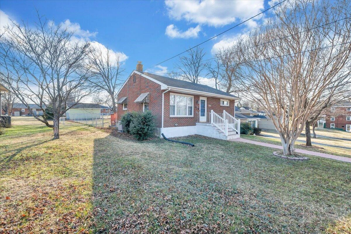 2346 Berkley AVE SW - Photo 49