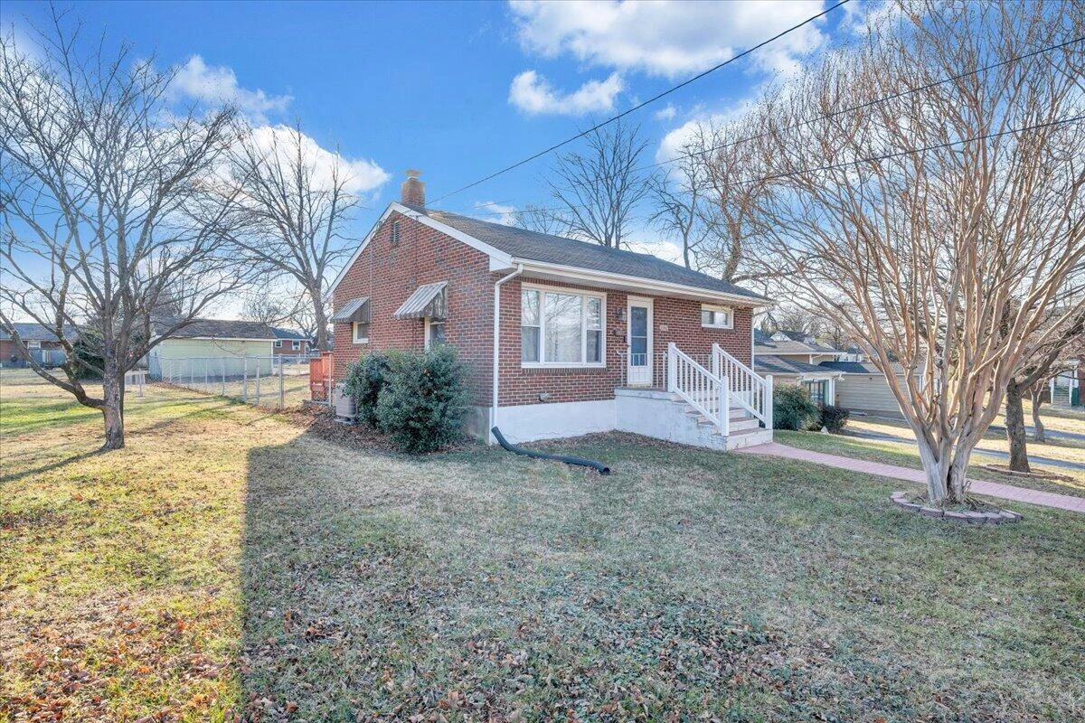 2346 Berkley AVE SW - Photo 50