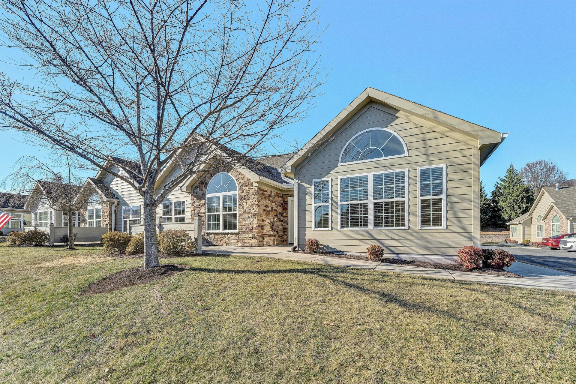 5446 Orchard Villas CIR #6-1 - Photo 3