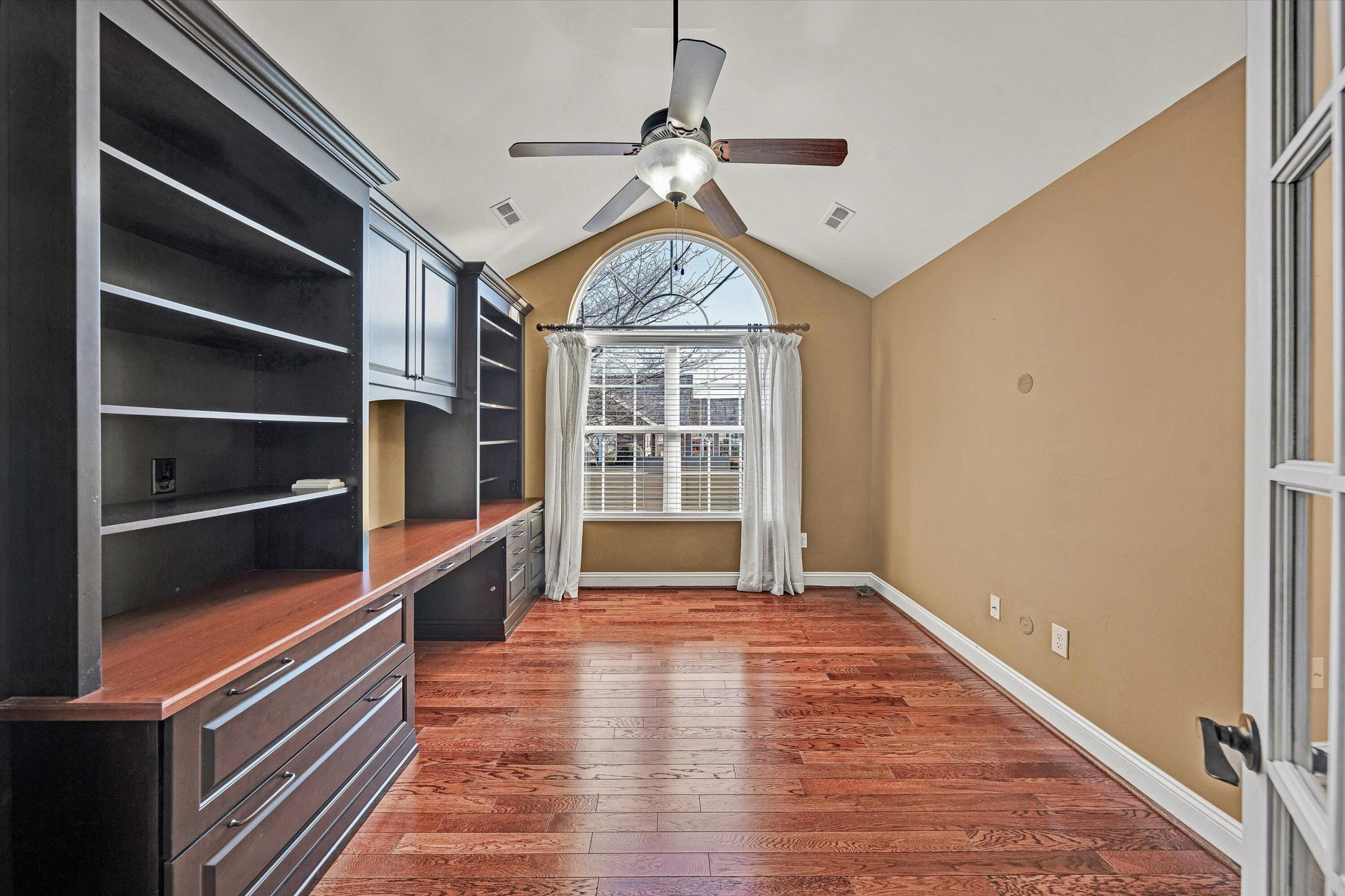 5446 Orchard Villas CIR #6-1 - Photo 25