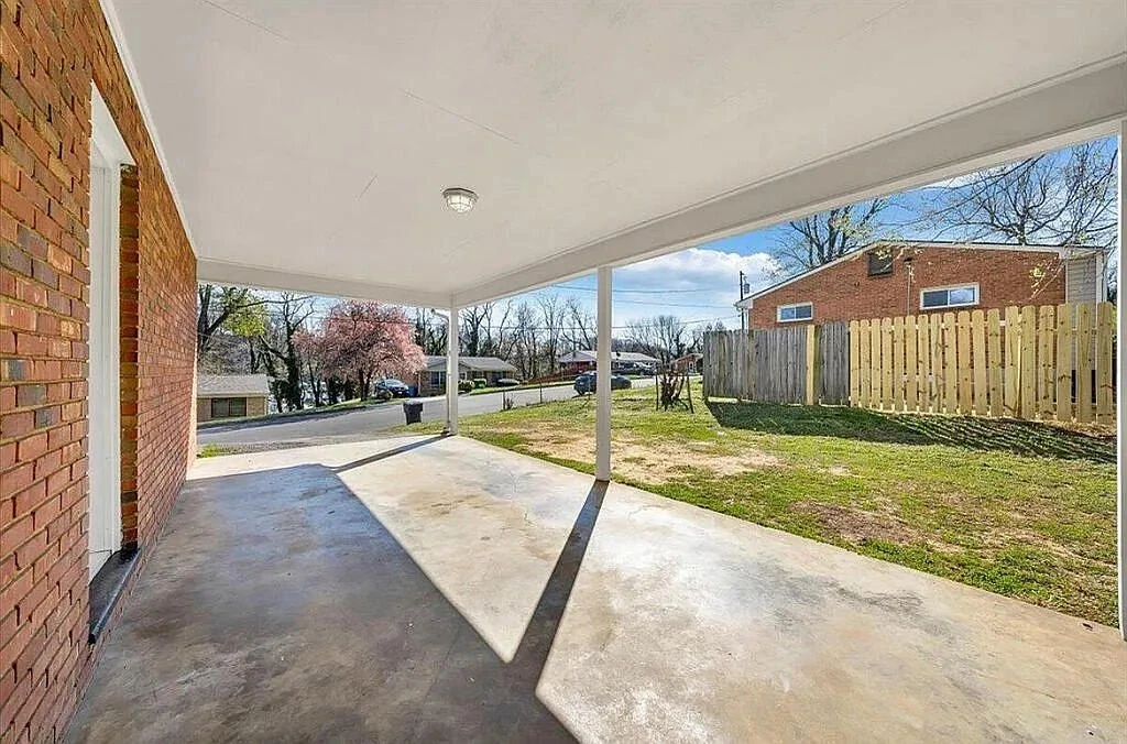 3601 Rolling Hill AVE NW - Photo 19