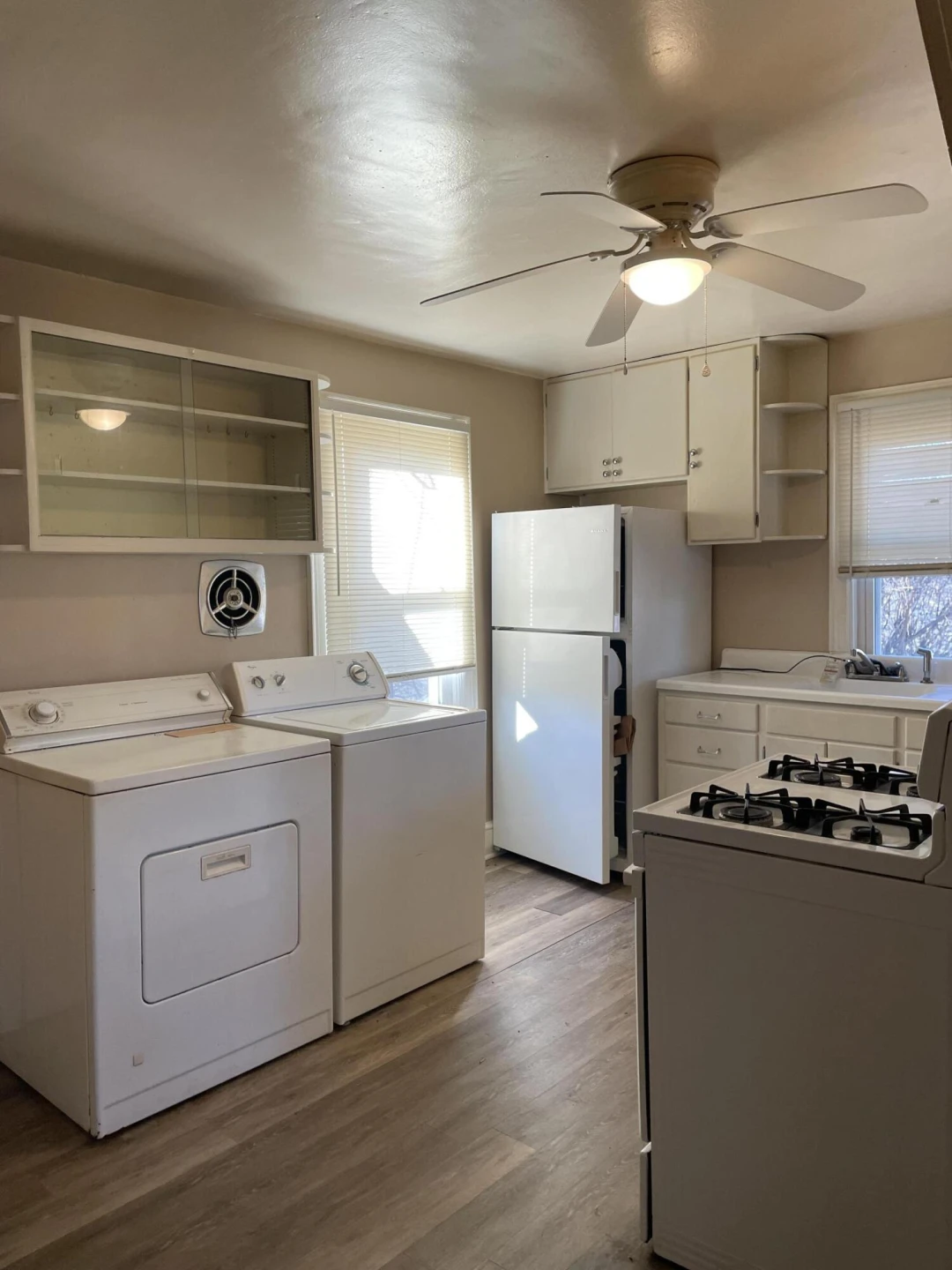 1152 Hamilton AVE SW - Photo 15