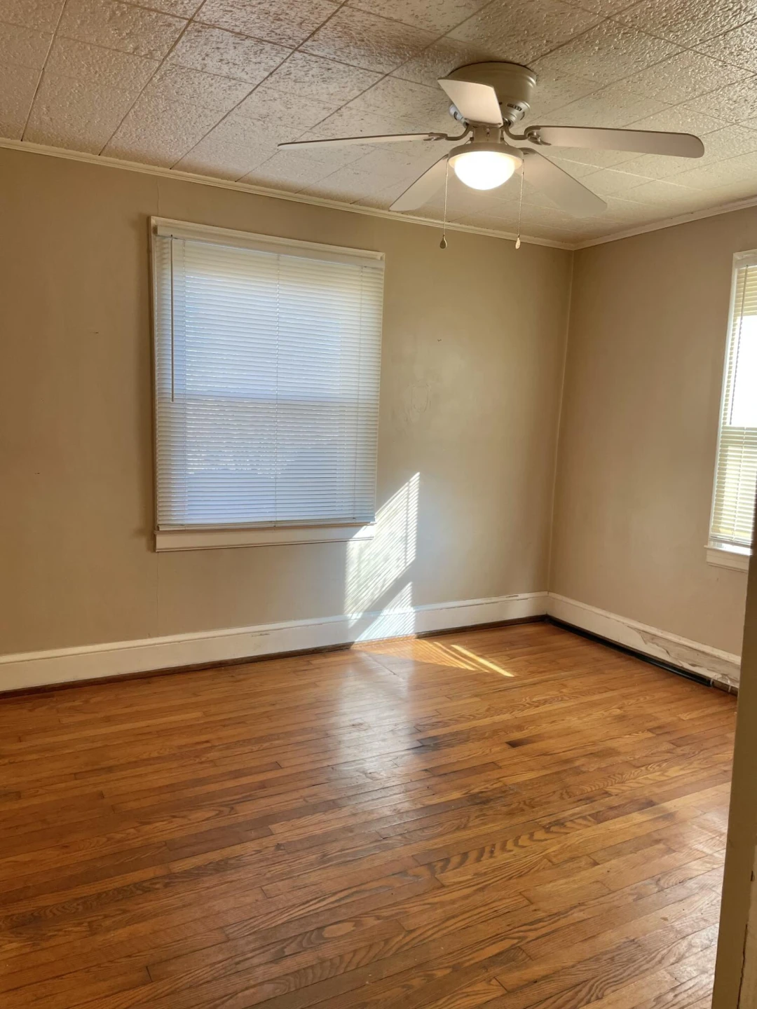 1152 Hamilton AVE SW - Photo 23