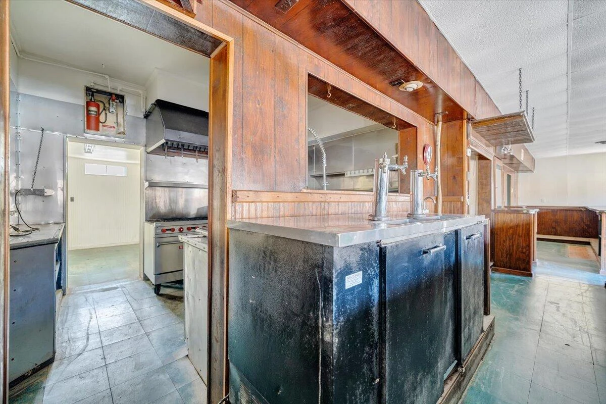 630 Lowe ST - Photo 21