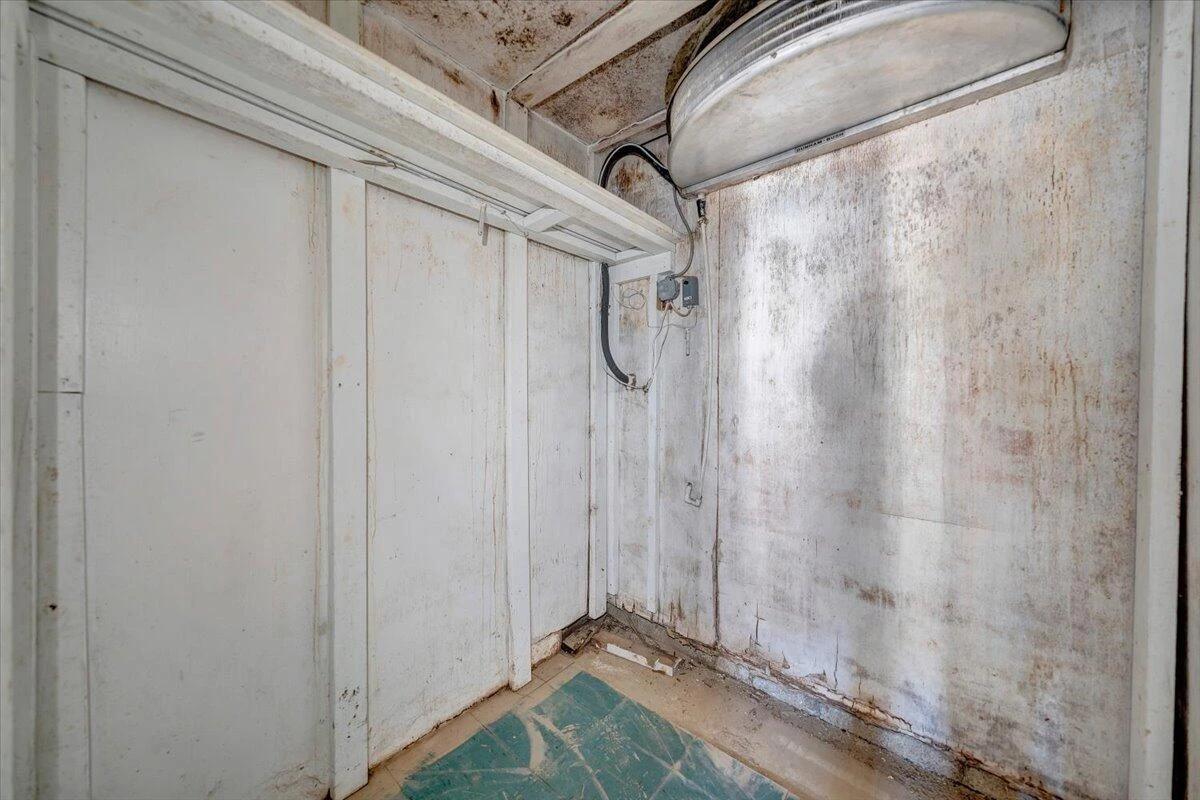 630 Lowe ST - Photo 29