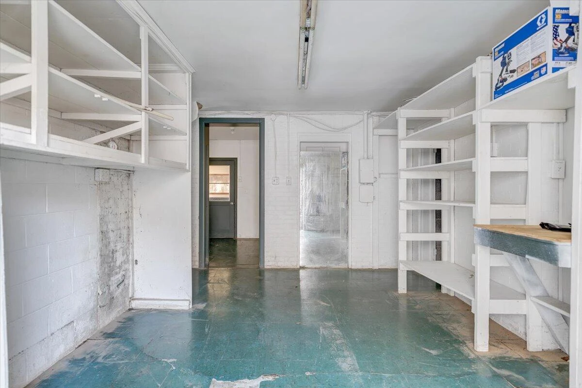 630 Lowe ST - Photo 38