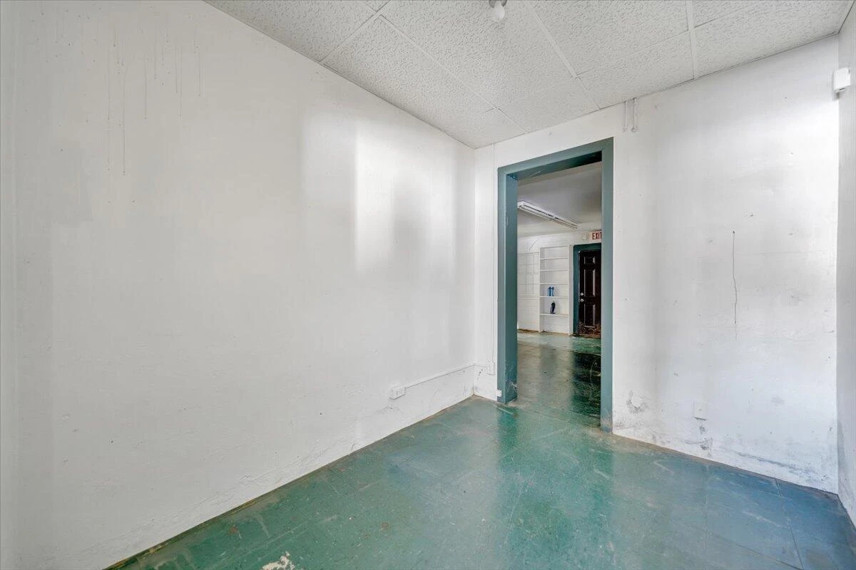 630 Lowe ST - Photo 42
