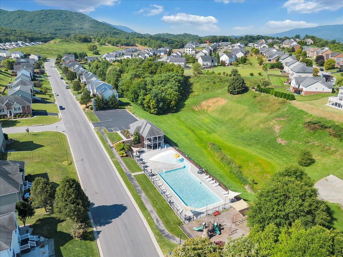 2287 Foxfield LN - Photo 96