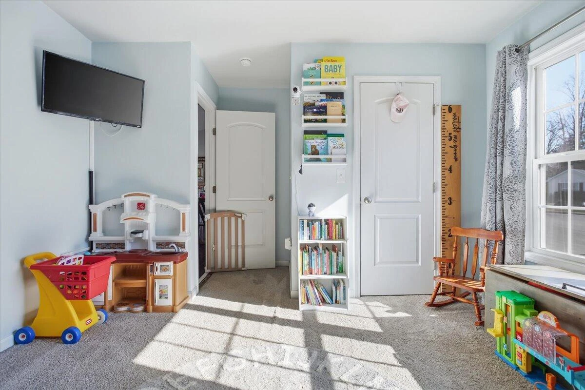 4509 Autumn LN NW - Photo 16