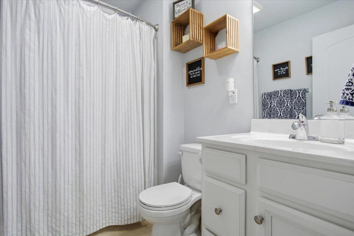 4509 Autumn LN NW - Photo 17