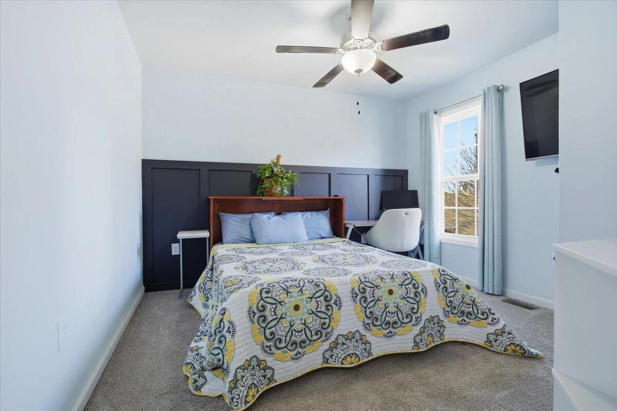 4509 Autumn LN NW - Photo 18