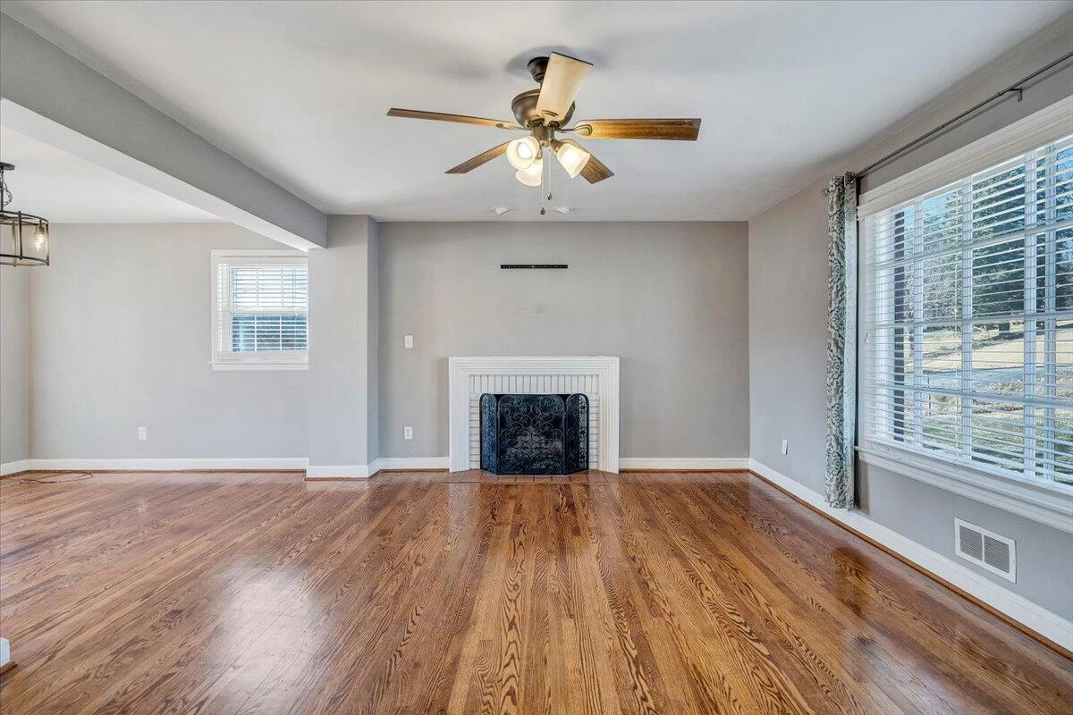 3584 Cedar LN - Photo 5