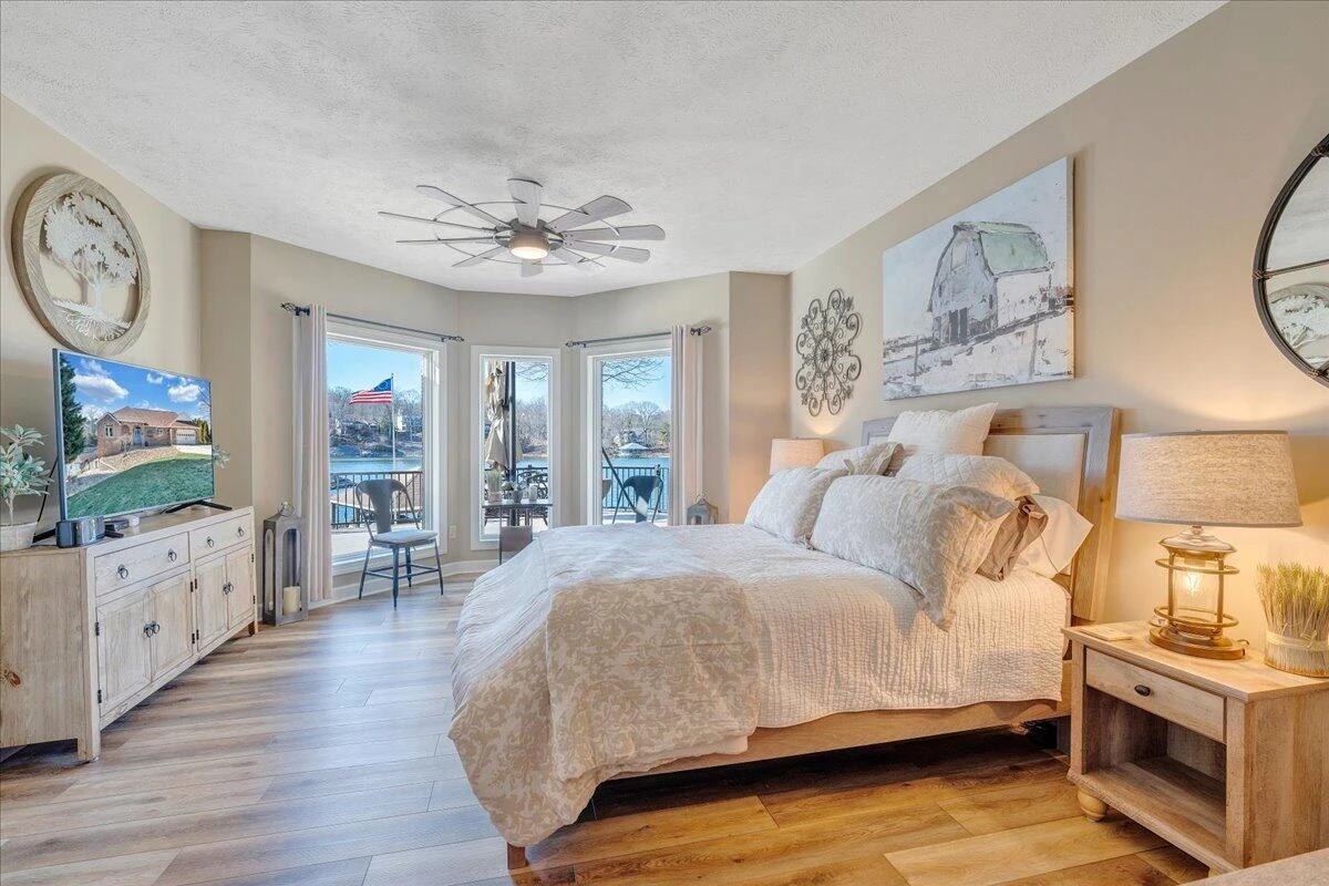 137 Ventnor AVE - Photo 42