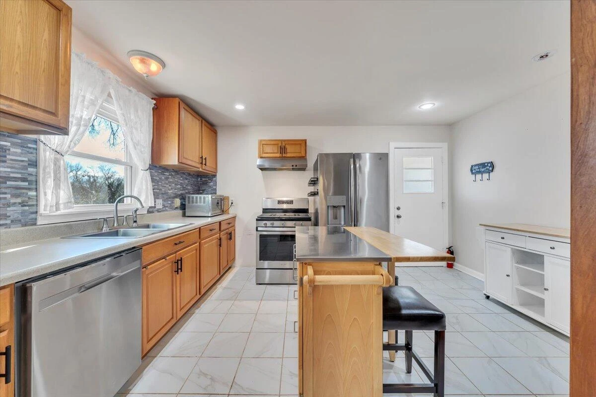 660 Audubon DR - Photo 15