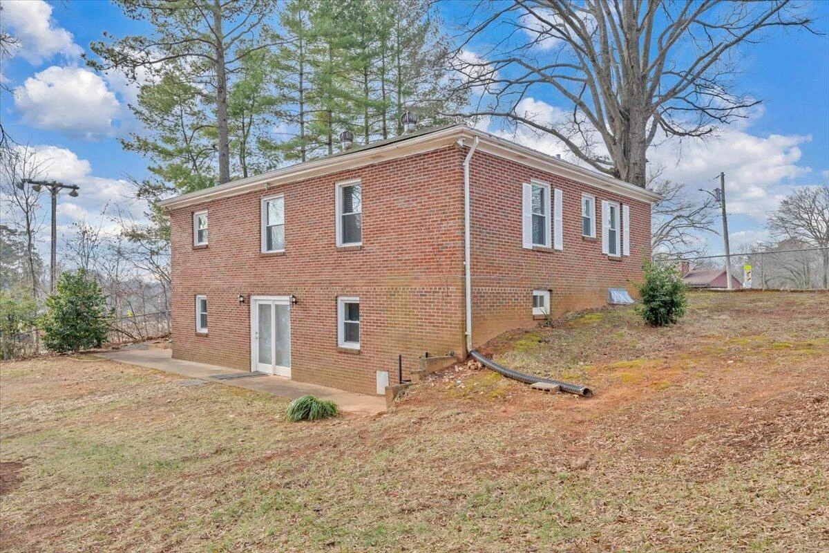 660 Audubon DR - Photo 42
