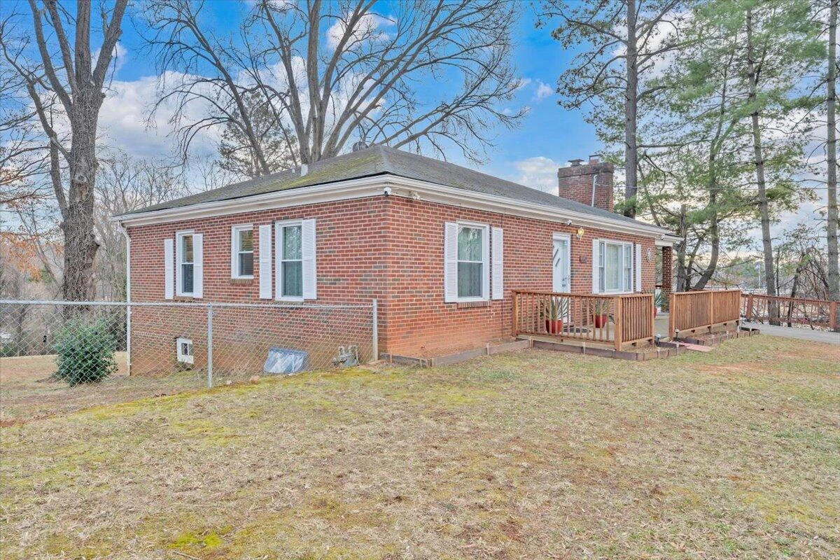 660 Audubon DR - Photo 44