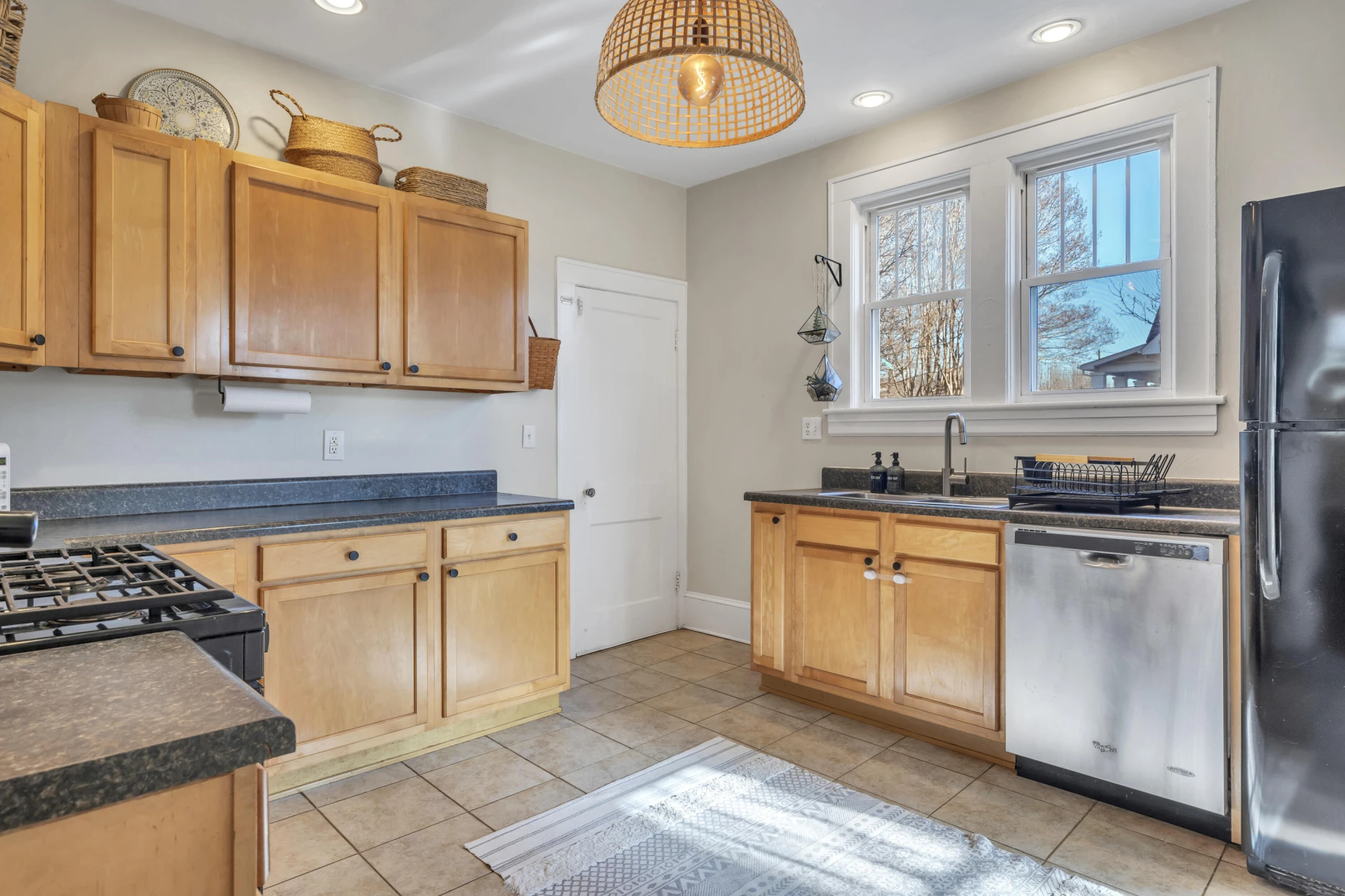 117 Wildhurst AVE NE - Photo 11