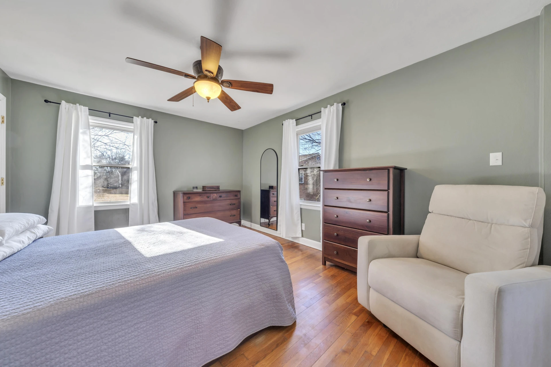 117 Wildhurst AVE NE - Photo 17
