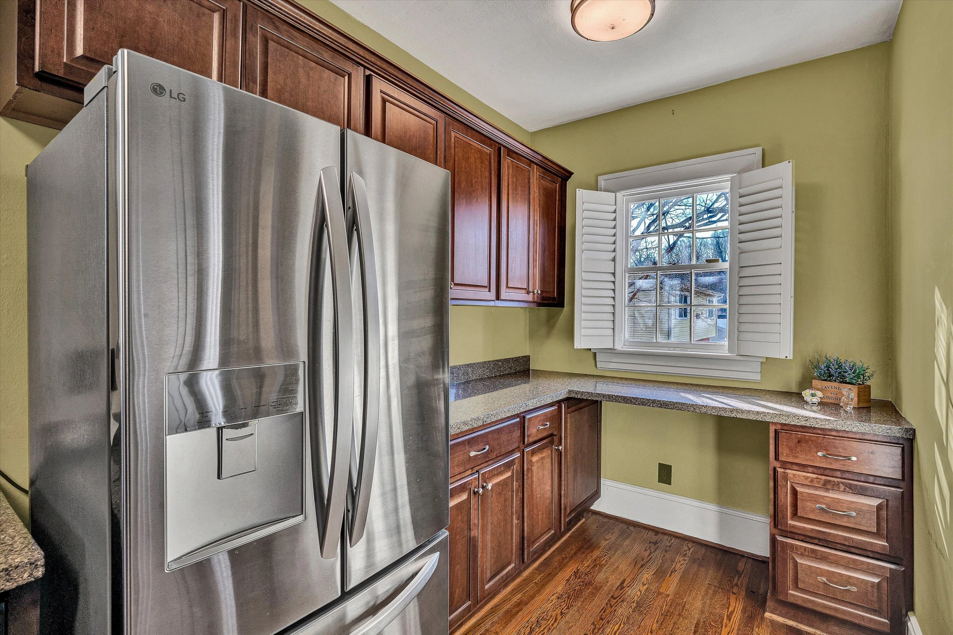 1428 Sherwood AVE SW - Photo 18