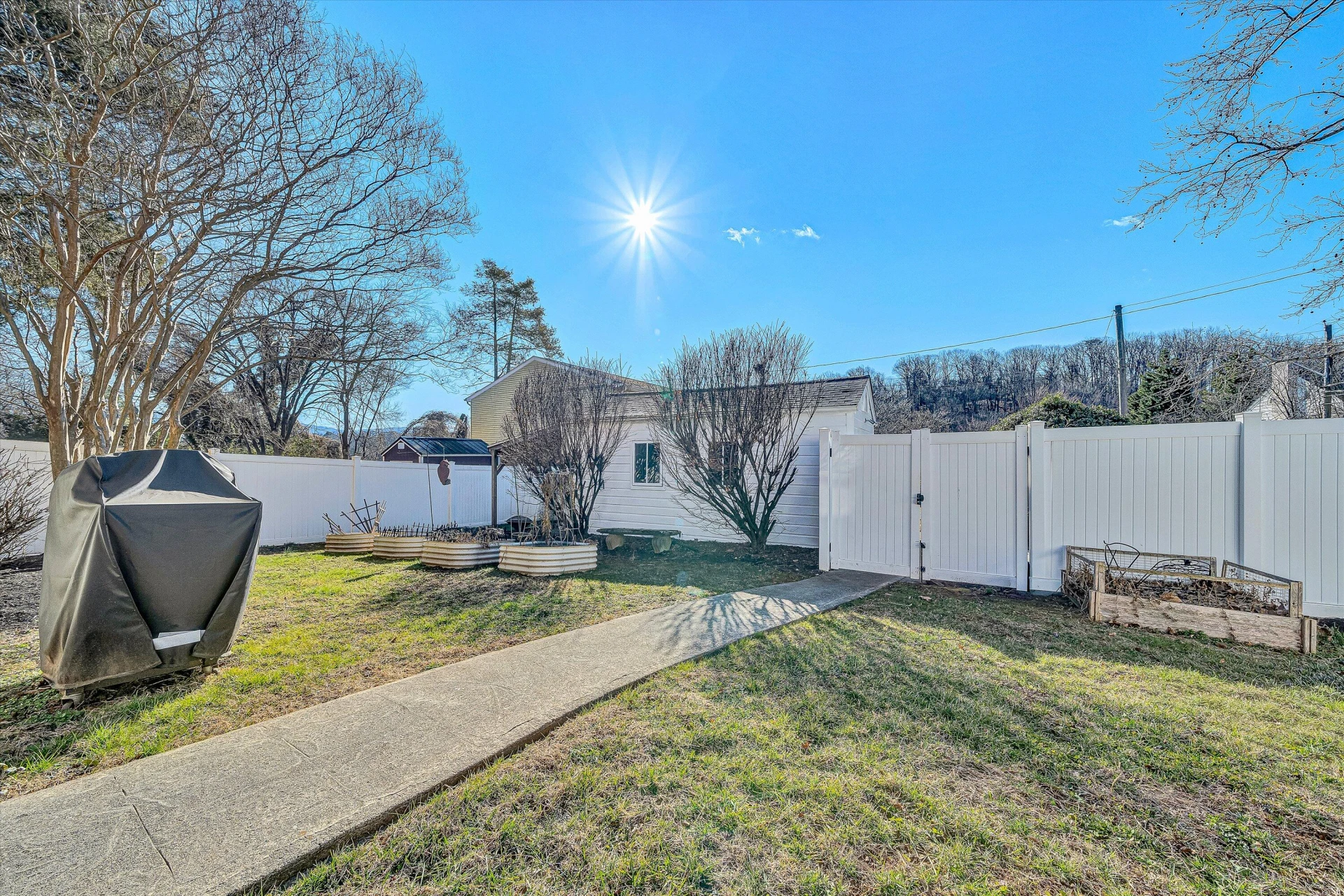 1428 Sherwood AVE SW - Photo 37