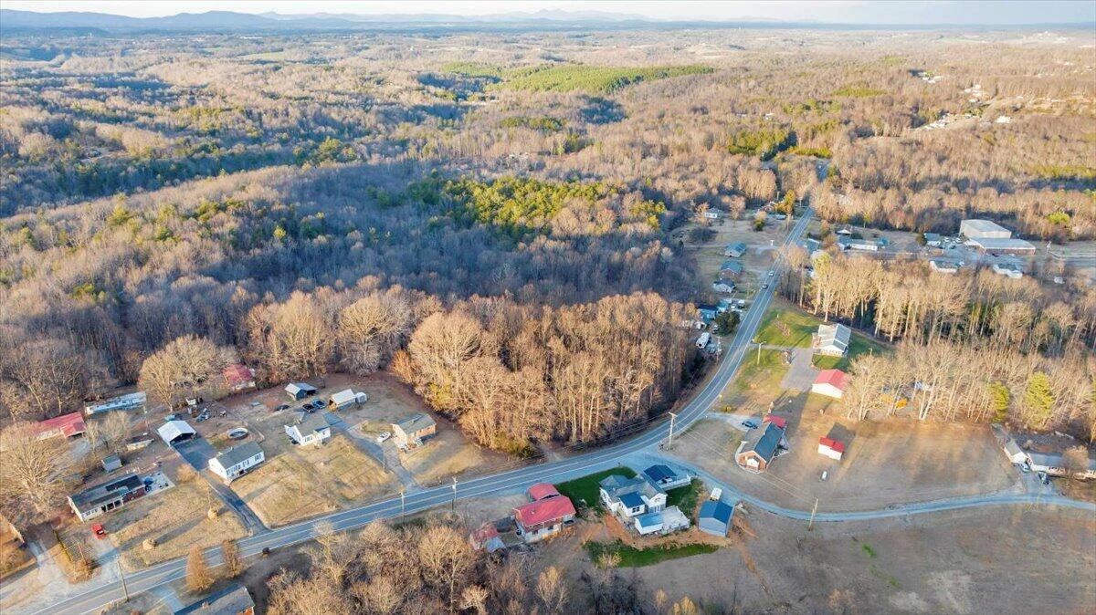 585 Doe Run RD - Photo 22