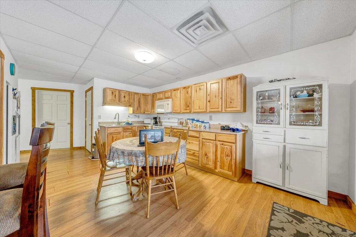 261 Stone Mountain DR - Photo 15