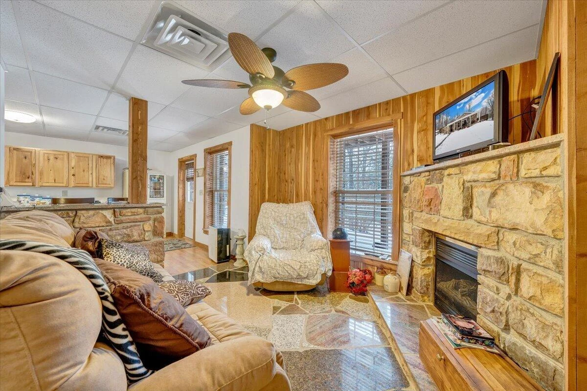 261 Stone Mountain DR - Photo 19