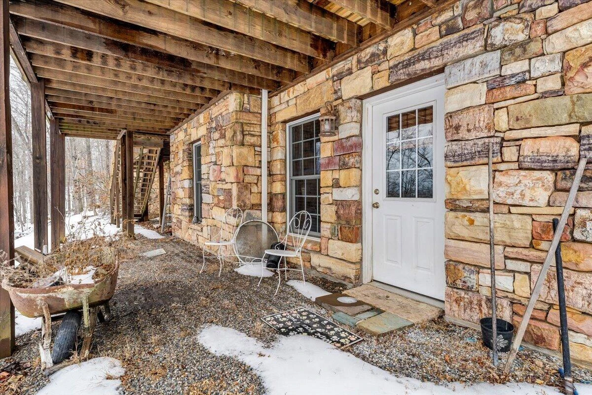 261 Stone Mountain DR - Photo 41