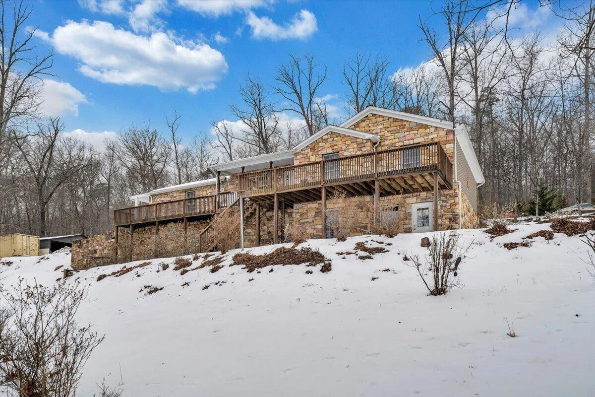 261 Stone Mountain DR - Photo 42