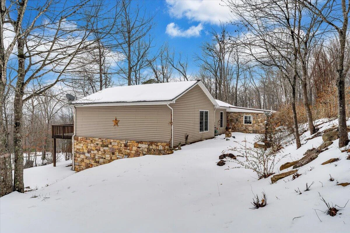 261 Stone Mountain DR - Photo 47