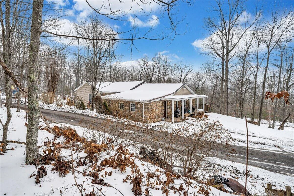 261 Stone Mountain DR - Photo 55
