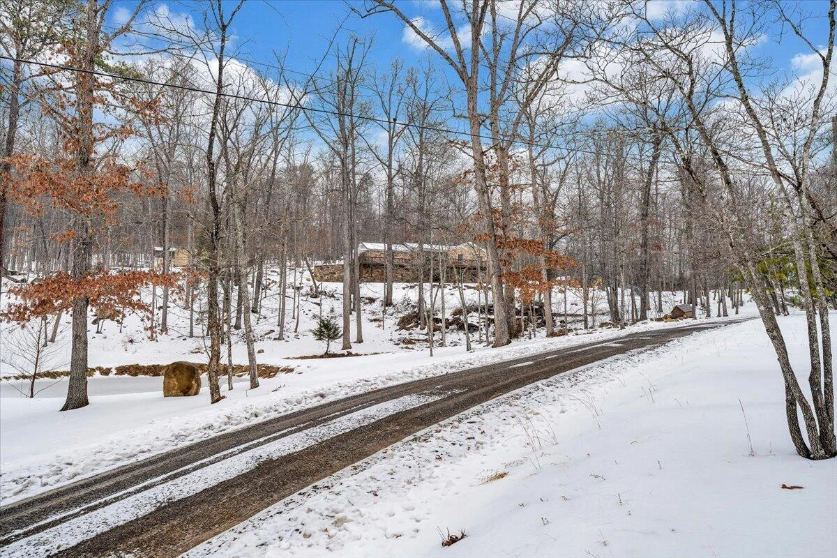 261 Stone Mountain DR - Photo 62