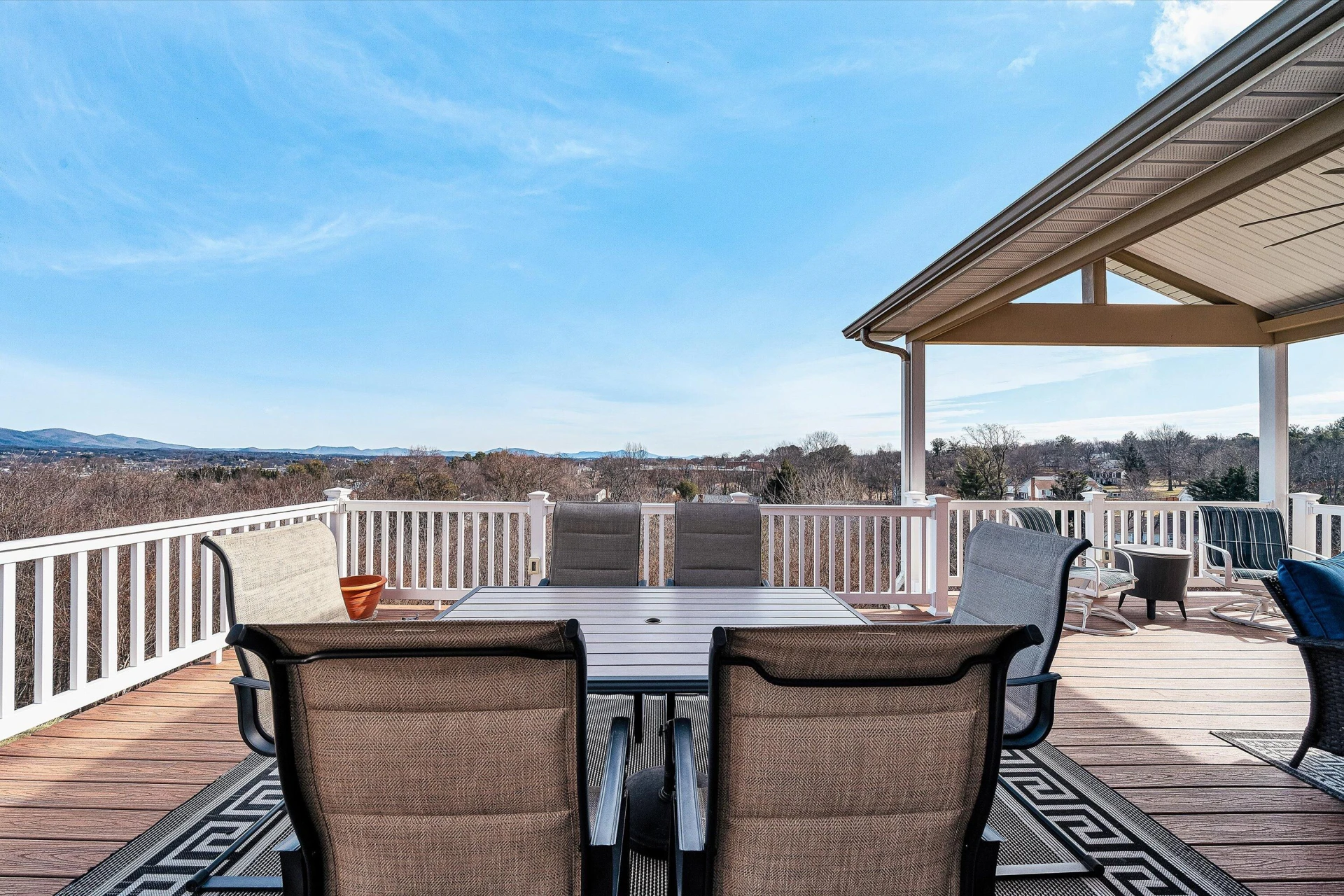 2120 River Oaks DR - Photo 17