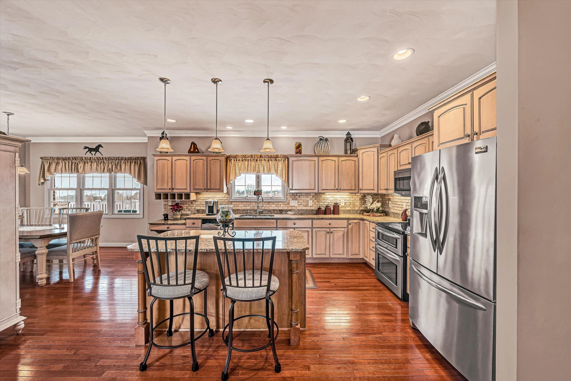 2120 River Oaks DR - Photo 25