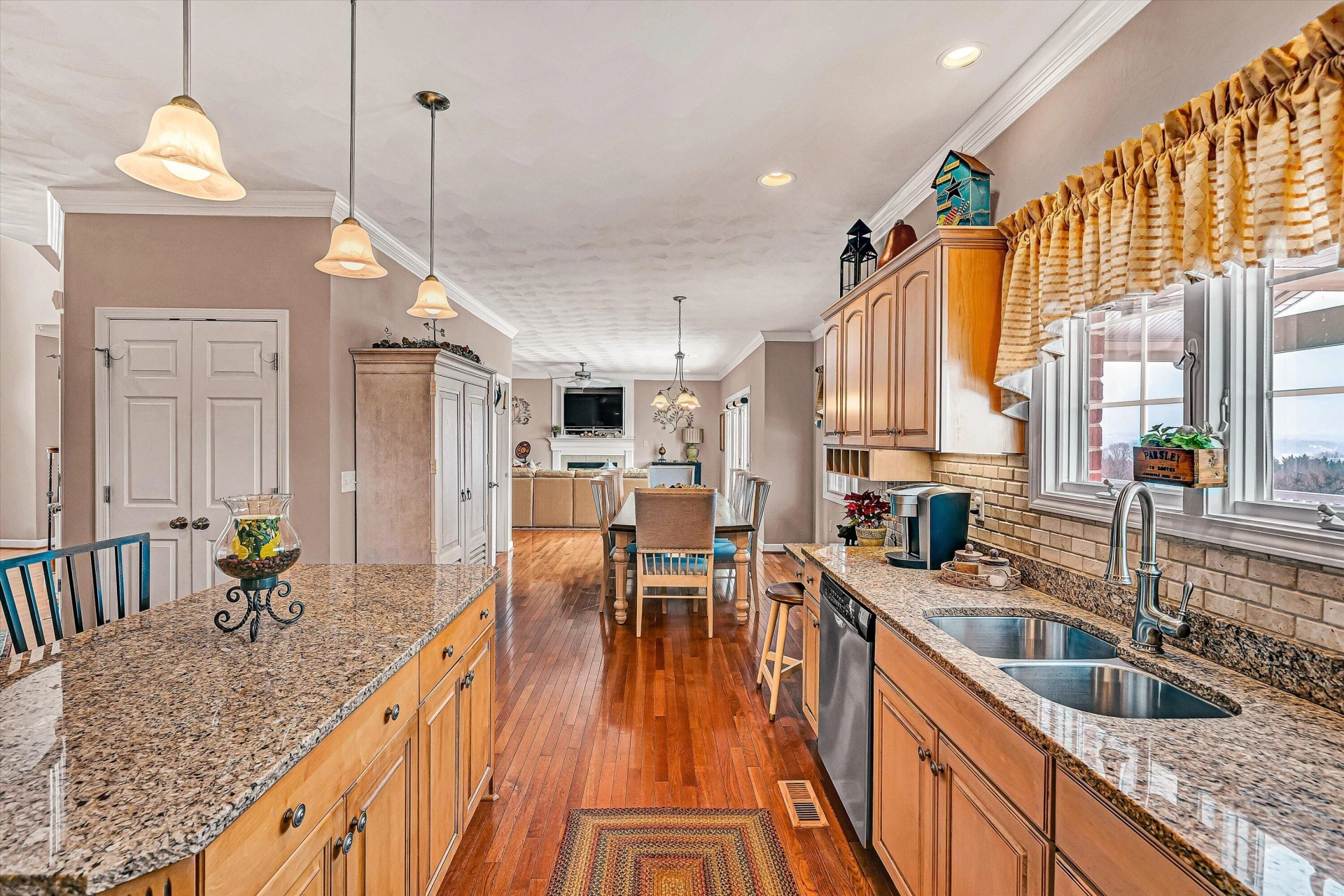 2120 River Oaks DR - Photo 27