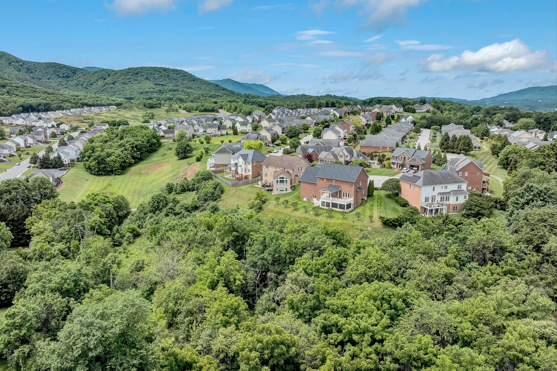 2120 River Oaks DR - Photo 8