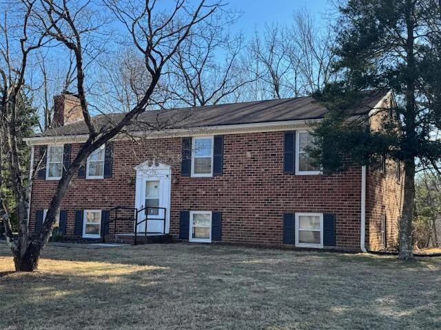 404 Robin DR