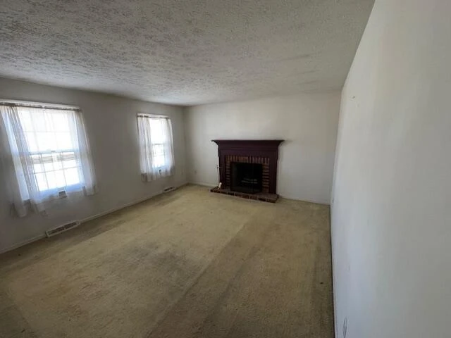 404 Robin DR - Photo 5