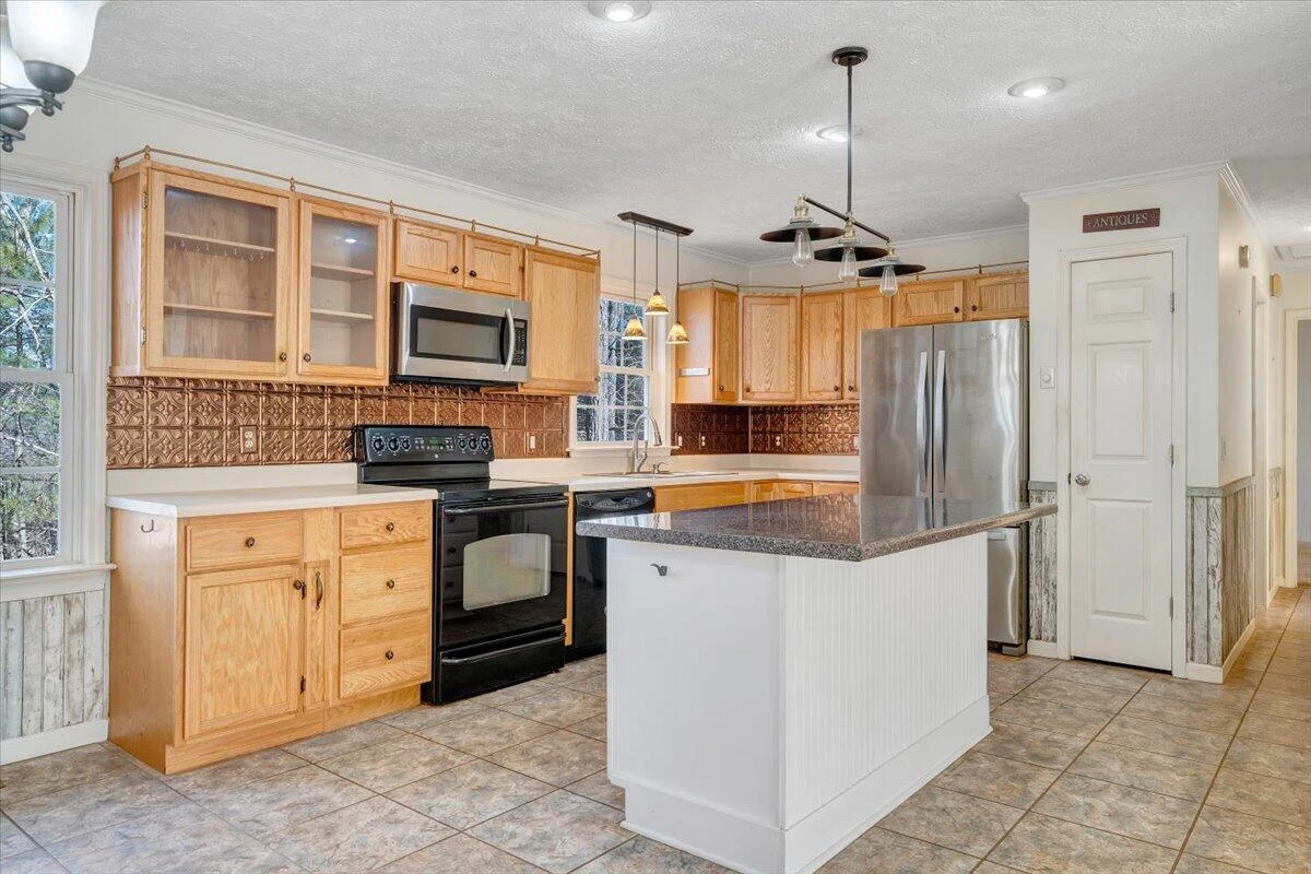 365 Isolane RD - Photo 12