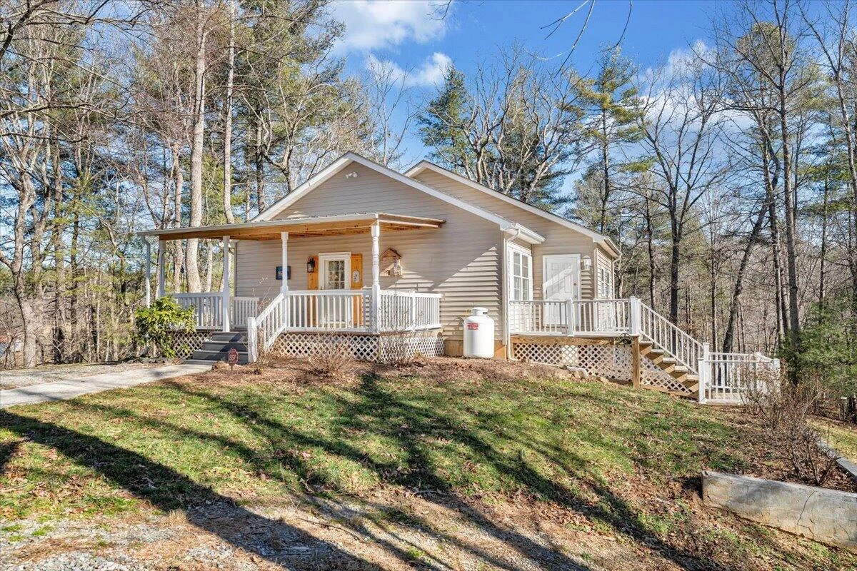 365 Isolane RD - Photo 2
