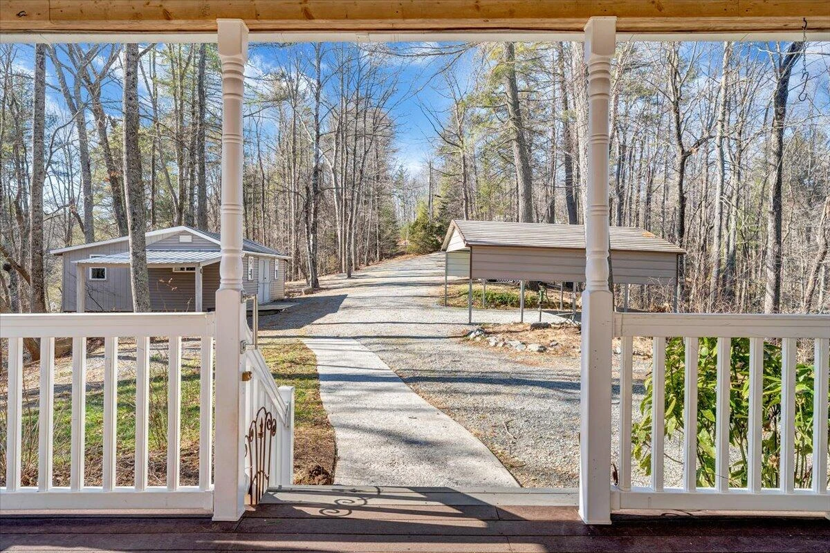 365 Isolane RD - Photo 5