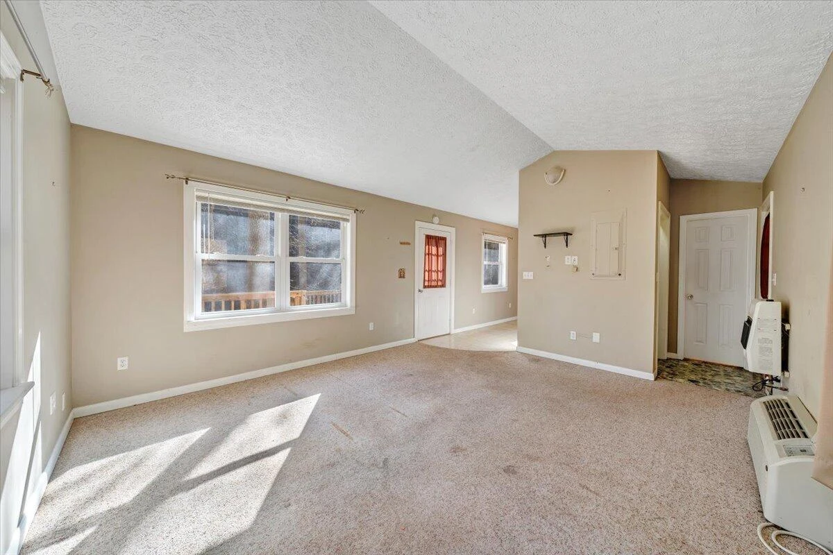 365 Isolane RD - Photo 66
