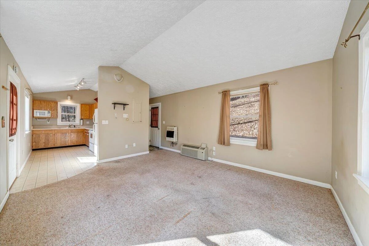 365 Isolane RD - Photo 67