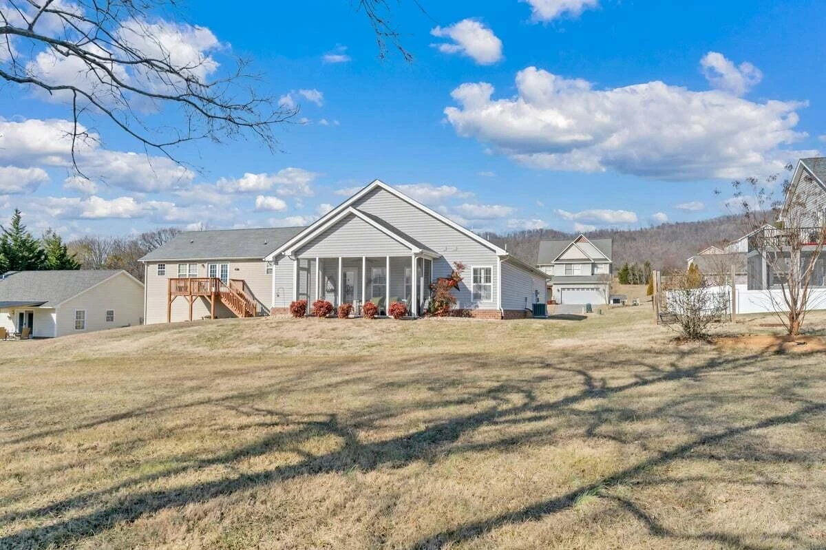 2615 QUEENS WAY - Photo 39